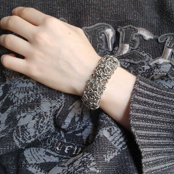 Medieval Gothic Grunge chunky silver chainmail bracelet - Picture 1 of 14